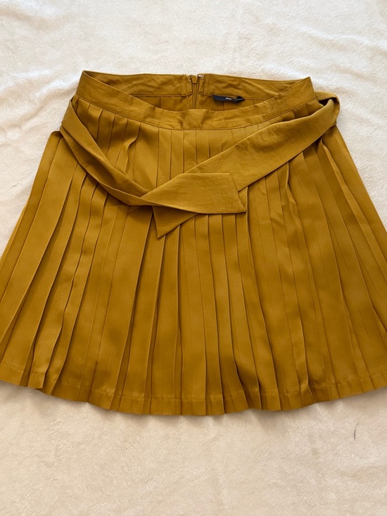 GAP Dresses & Skirts - GAP Pleated Mini Skirt in Mustard Yellow